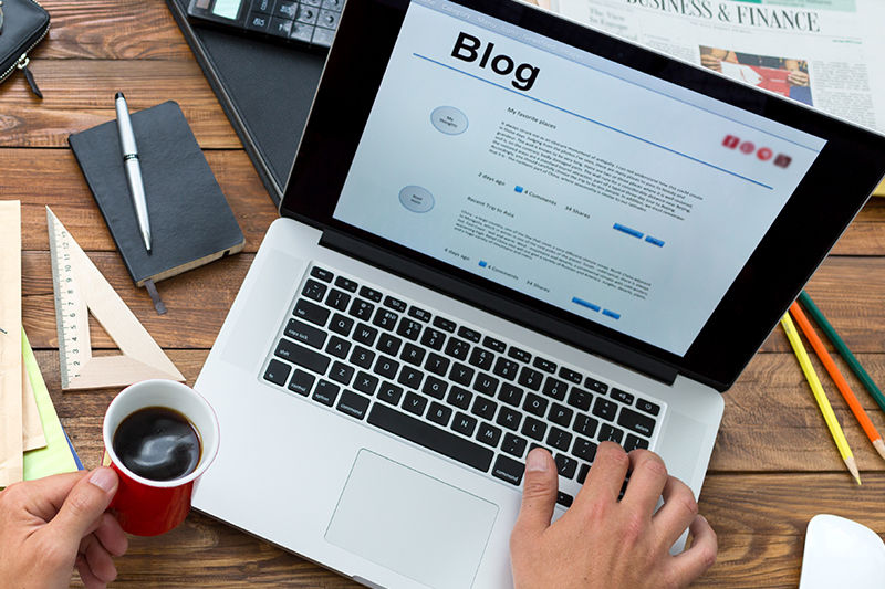 ホームページ集客に関するブログを運営している